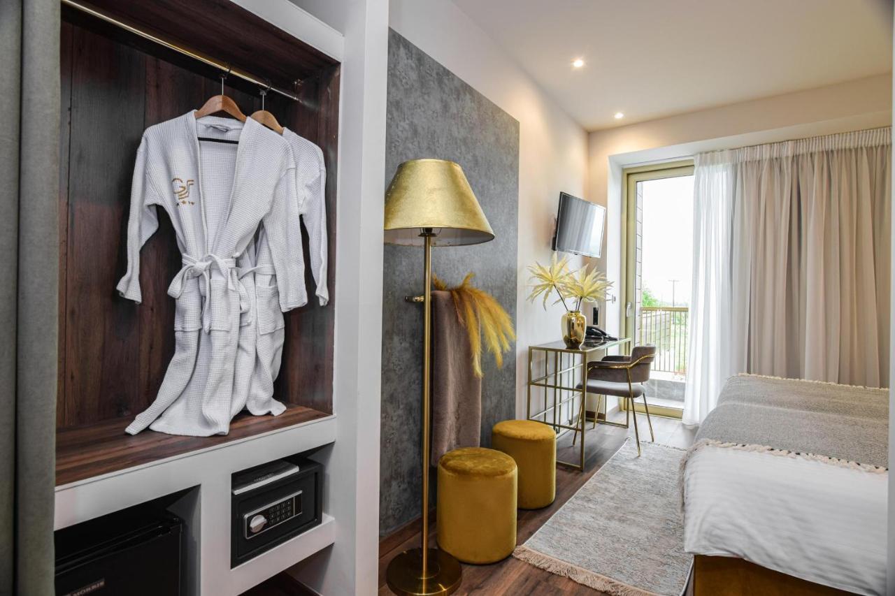 Golden Suites & Spa Neochoropoulo 외부 사진
